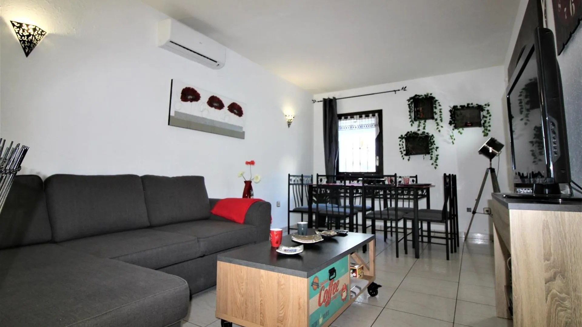 Global Immo 5051 Puerto Real Villa Roses Holiday home