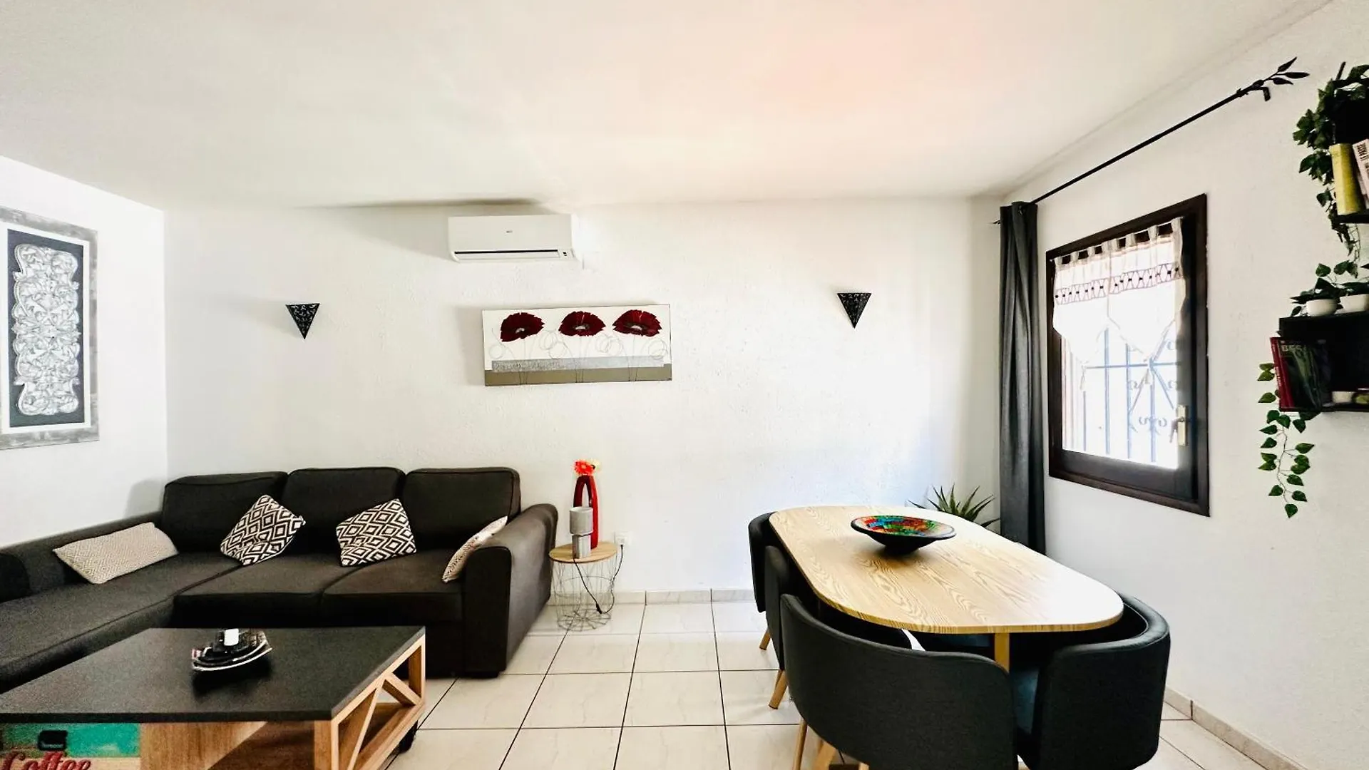 Global Immo 5051 Puerto Real Villa Roses Spain